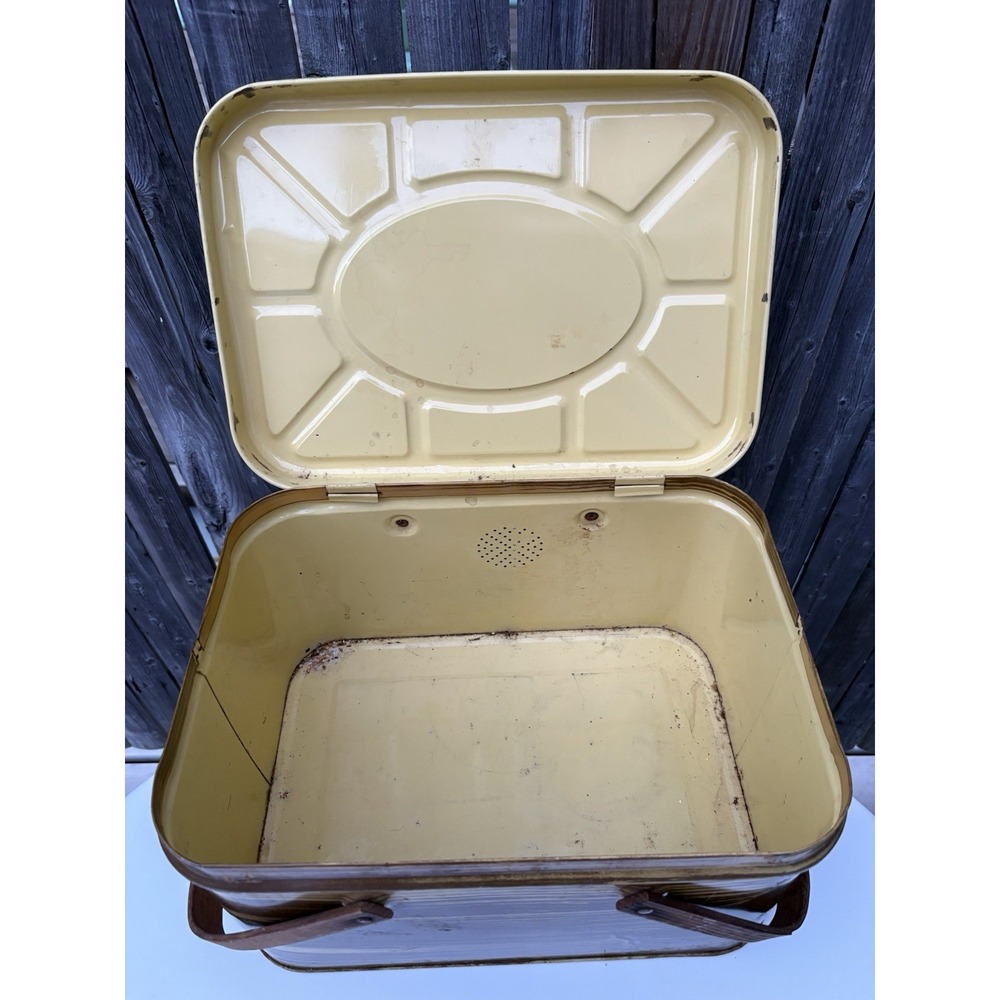 Vintage tin litho wood grain picnic basket hinged lid box wood handles retro - Picture 6 of 8